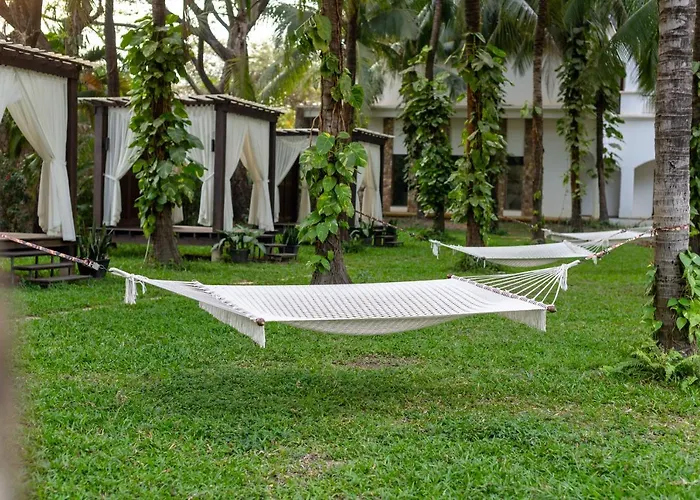 Lotus Blanc Hotel 5*