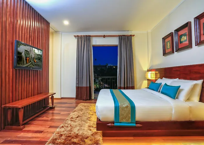 Lotus Blanc Hotel 5*